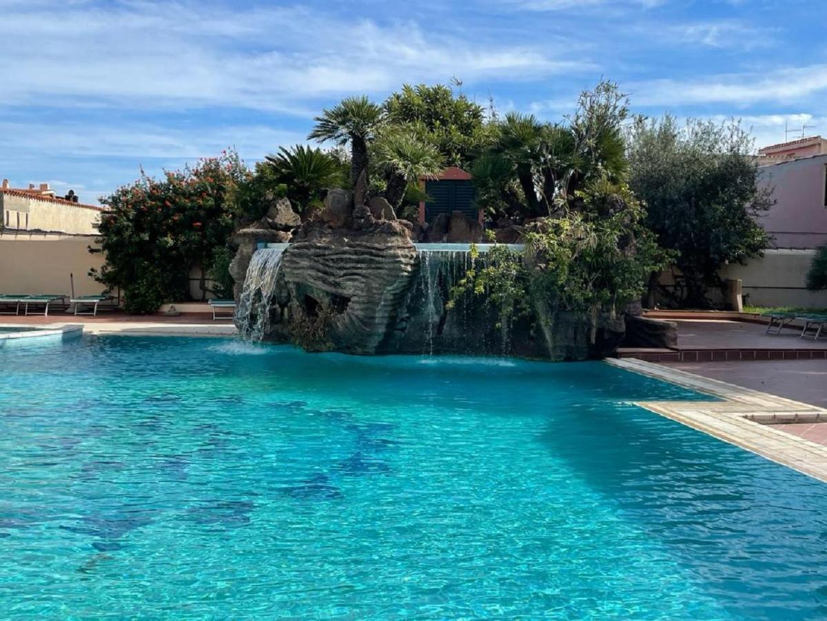 Le Residenze Del Golfo Di Orosei Aparthotel Εξωτερικό φωτογραφία