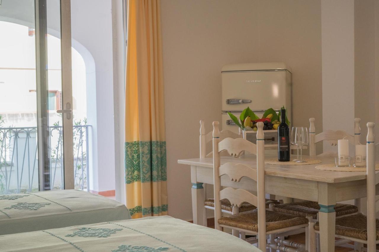 Le Residenze Del Golfo Di Orosei Aparthotel Εξωτερικό φωτογραφία