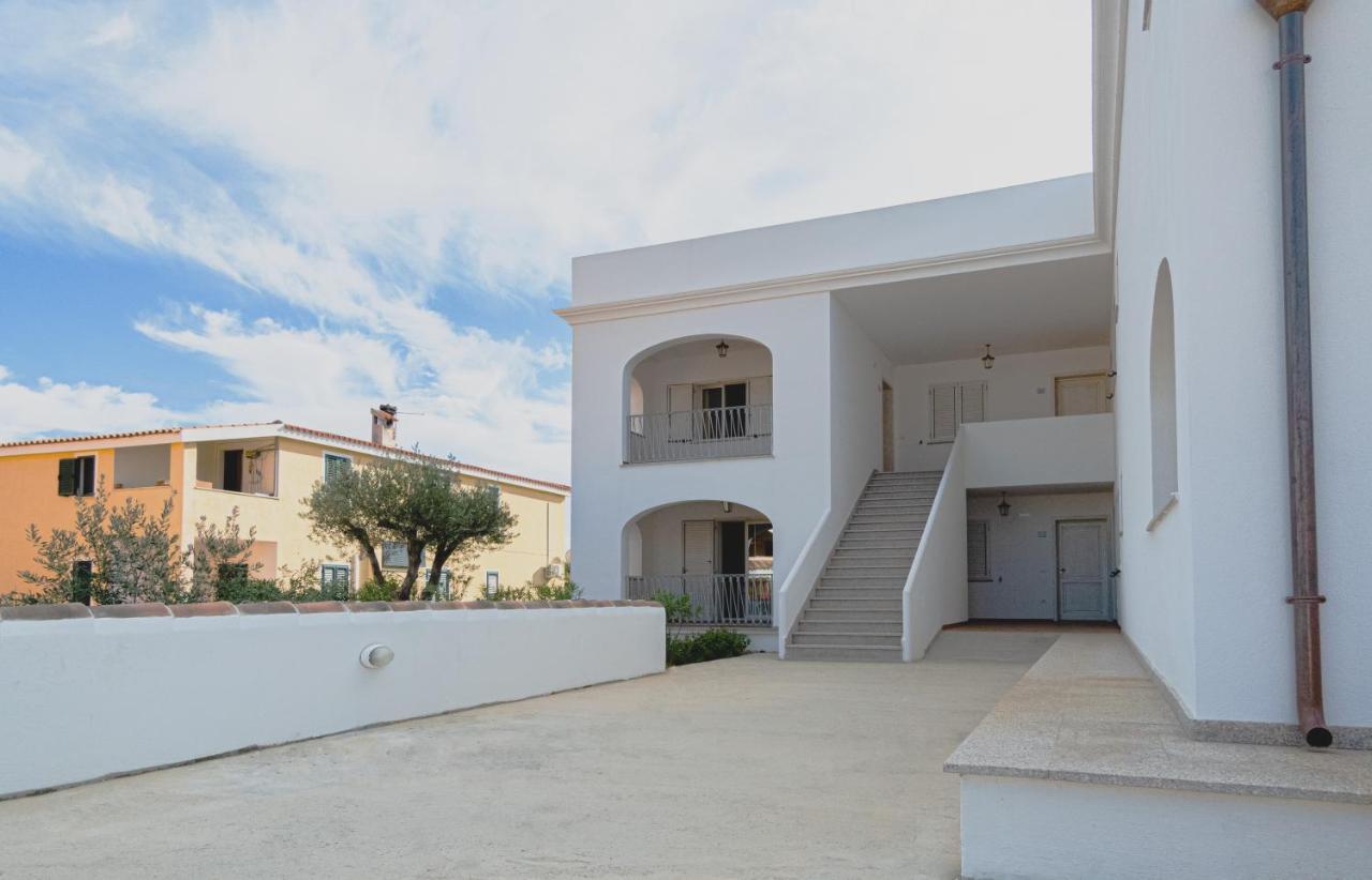 Le Residenze Del Golfo Di Orosei Aparthotel Εξωτερικό φωτογραφία